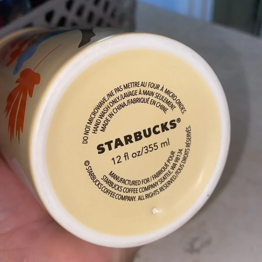 Starbucks Canada Wildlife 12oz Double Wall Insulated Tall Travel Tumbler & Lid - Picture 8 of 9